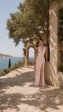 <p>NEW ARRIVALS</p>