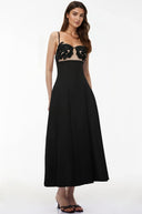Oksana Black Floral Embroidered Maxi Dres - Aura Muse