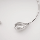 Stella waterdrop - shaped necklace - Aura Muse